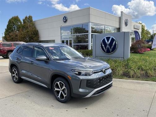 2025 Volkswagen Tiguan 2.0T SE 4MOTION