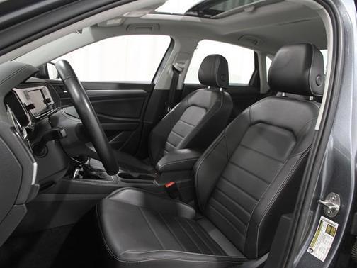 2023 Volkswagen Jetta 1.5T SE