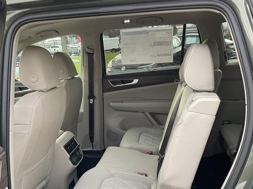 2026 Volkswagen Atlas 2.0T SEL Premium R-Line 4MOTION