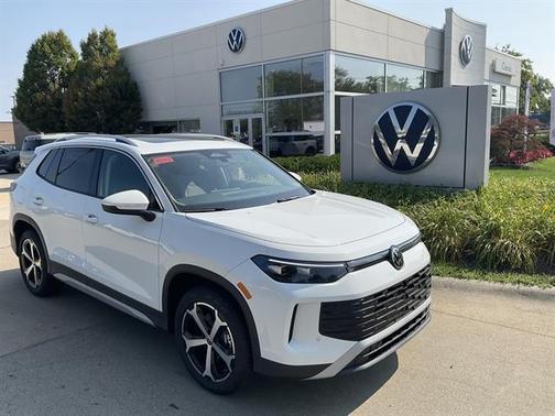 2025 Volkswagen Tiguan 2.0T SE 4MOTION