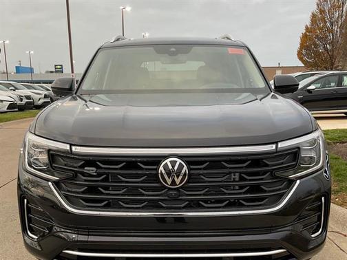 2026 Volkswagen Atlas 2.0T SEL Premium R-Line 4MOTION