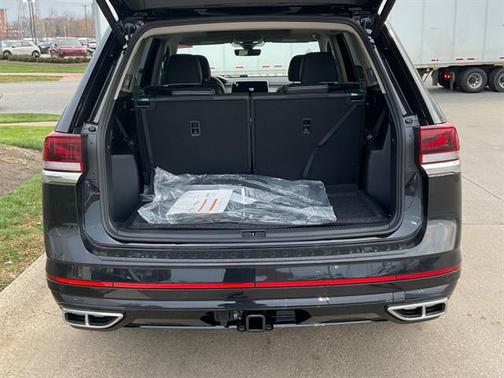 2026 Volkswagen Atlas 2.0T SEL Premium R-Line 4MOTION