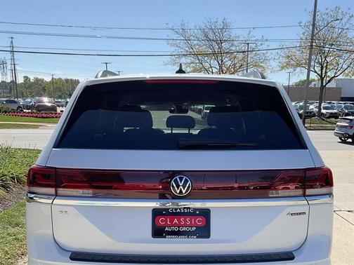 2026 Volkswagen Atlas 2.0T SE w/Technology 4MOTION