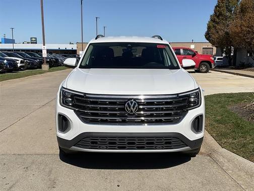2026 Volkswagen Atlas 2.0T SE w/Technology 4MOTION