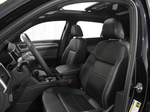 2023 Volkswagen Atlas Cross Sport 2.0T SEL