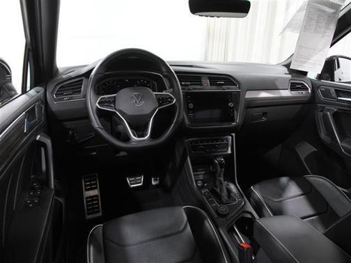 2022 Volkswagen Tiguan 2.0T SEL R-Line 4MOTION