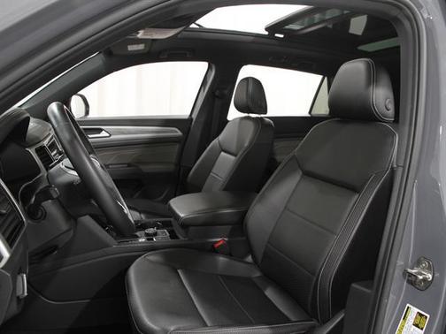 2022 Volkswagen Atlas Cross Sport 3.6L V6 SE w/Technology