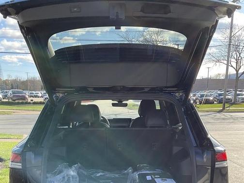 2026 Volkswagen Tiguan 2.0T SE R-Line Black 4MOTION