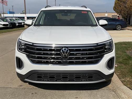 2026 Volkswagen Atlas 2.0T SE w/Technology 4MOTION