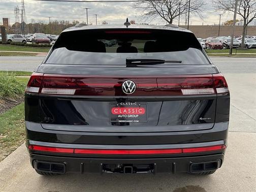 2026 Volkswagen Atlas Cross Sport 2.0T SEL