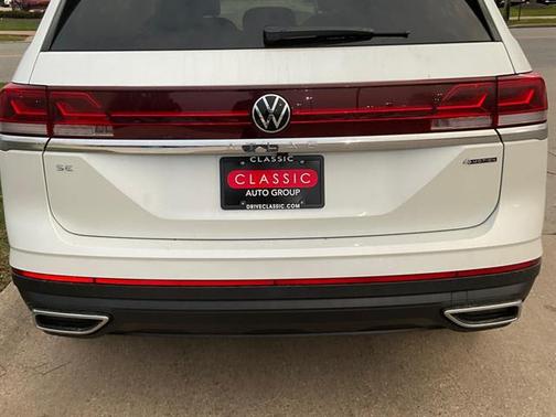 2026 Volkswagen Atlas 2.0T SE