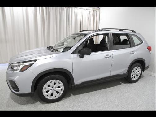 Ice Silver Metallic 2019 Subaru Forester Base