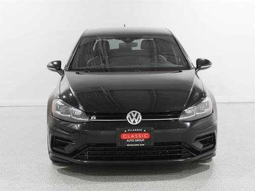 2019 Volkswagen Golf R 2.0T DSG