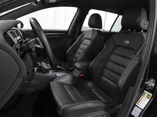 2019 Volkswagen Golf R 2.0T DSG