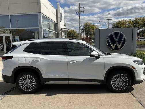2025 Volkswagen Tiguan 2.0T S 4MOTION