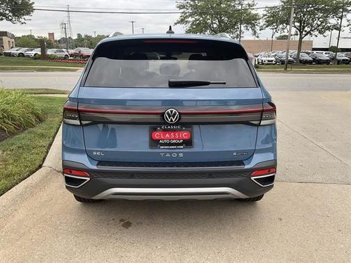 2025 Volkswagen Taos 1.5T SEL