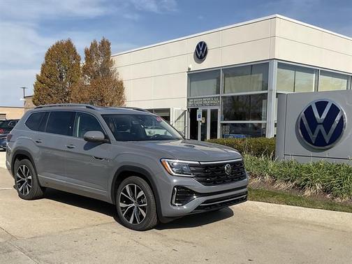 2026 Volkswagen Atlas 2.0T SEL Premium R-Line 4MOTION