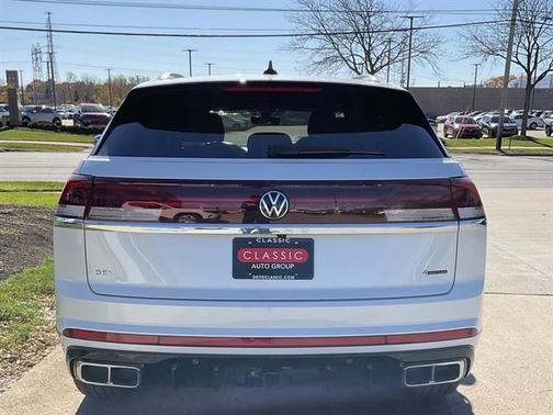 2026 Volkswagen Atlas Cross Sport 2.0T SEL Premium