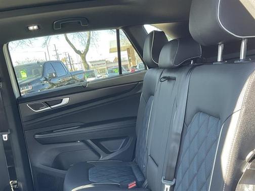 2026 Volkswagen Atlas Cross Sport 2.0T SEL Premium