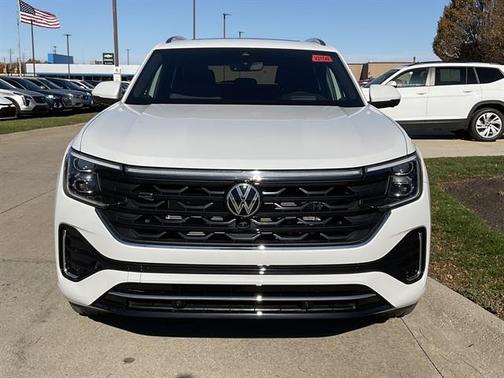 2026 Volkswagen Atlas Cross Sport 2.0T SEL Premium