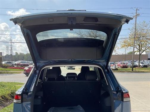 2025 Volkswagen Tiguan 2.0T SE 4MOTION