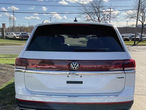 2026 Volkswagen Atlas 2.0T SEL