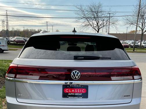 2026 Volkswagen Atlas Cross Sport 2.0T SEL Premium