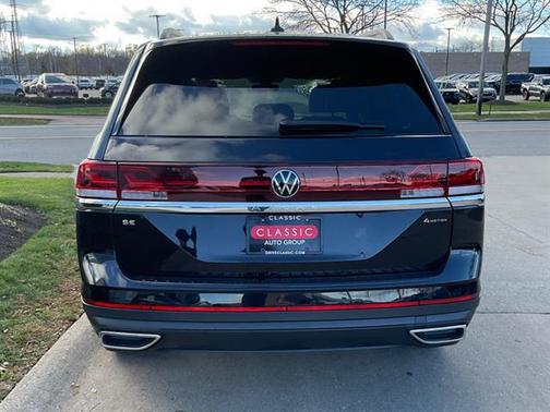 2026 Volkswagen Atlas 2.0T SE