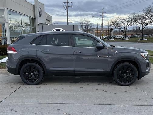 2026 Volkswagen Atlas Cross Sport 2.0T SE w/Technology 4MOTION
