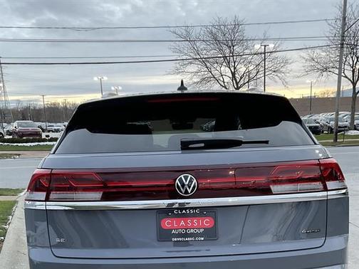 2026 Volkswagen Atlas Cross Sport 2.0T SE w/Technology 4MOTION