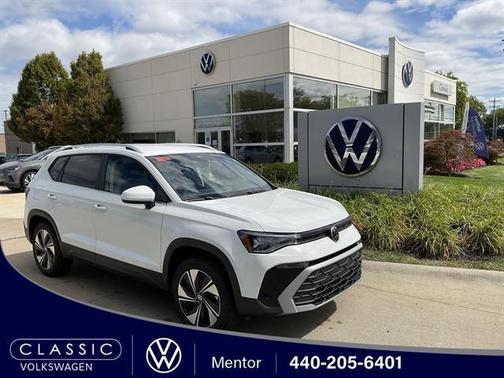 2025 Volkswagen Taos 1.5T SE