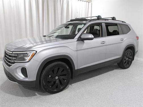 2025 Volkswagen Atlas 2.0T SE w/Technology 4MOTION