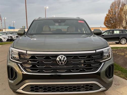 2026 Volkswagen Atlas Cross Sport 2.0T SE w/Technology 4MOTION