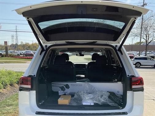 2026 Volkswagen Atlas 2.0T Peak Edition