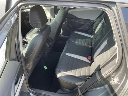 2022 Volkswagen Taos 1.5T SEL