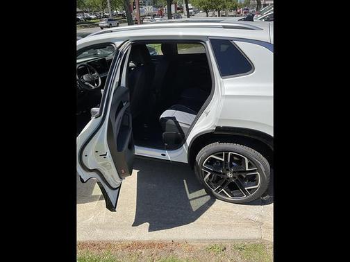 opal white pearl 2026 Volkswagen Tiguan 2.0T SEL R-Line 4MOTION