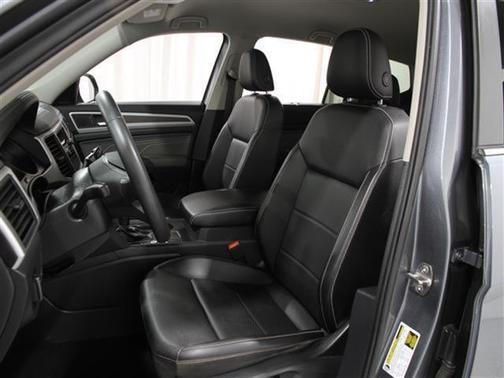 2021 Volkswagen Atlas 3.6L SE w/Technology