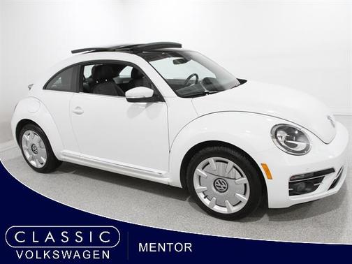 2019 Volkswagen Beetle 2.0T SE