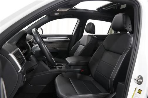 2021 Volkswagen Atlas Cross Sport 3.6L V6 SE w/Technology R-Line