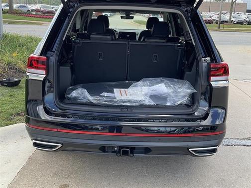 2026 Volkswagen Atlas 2.0T SE w/Technology 4MOTION