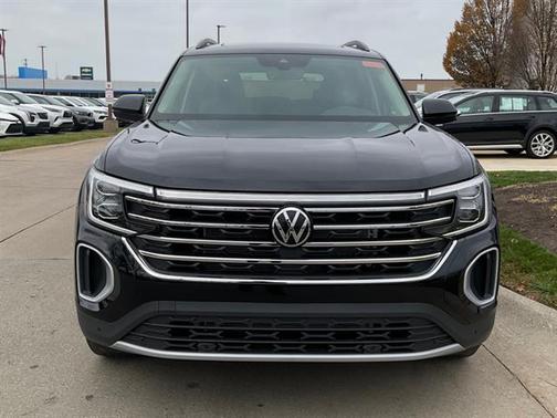 2026 Volkswagen Atlas 2.0T SE w/Technology 4MOTION