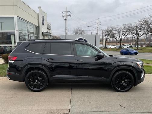 2026 Volkswagen Atlas 2.0T SE w/Technology 4MOTION