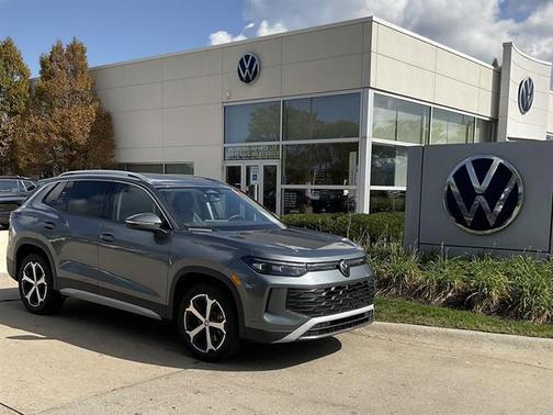 2025 Volkswagen Tiguan 2.0T SE 4MOTION