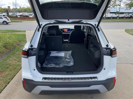 2025 Volkswagen Tiguan 2.0T SE 4MOTION