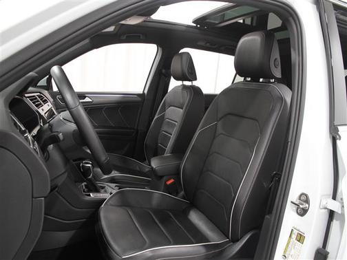 2022 Volkswagen Tiguan 2.0T SEL R-Line 4MOTION