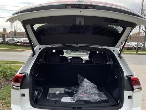 2026 Volkswagen Atlas Cross Sport 2.0T SE