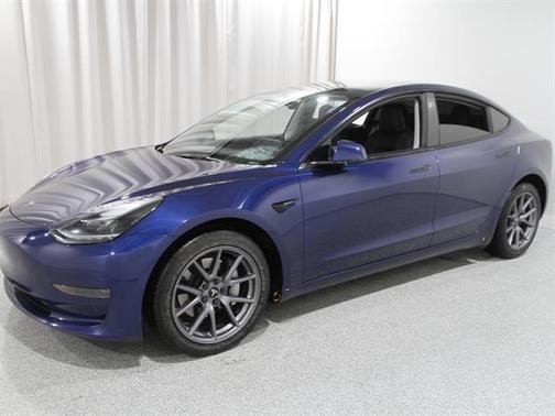2023 Tesla Model 3 Standard Range