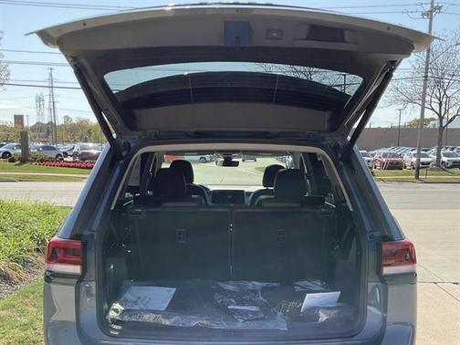 2026 Volkswagen Atlas 2.0T Peak Edition