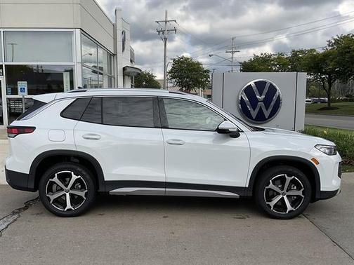 2025 Volkswagen Tiguan 2.0T SE 4MOTION