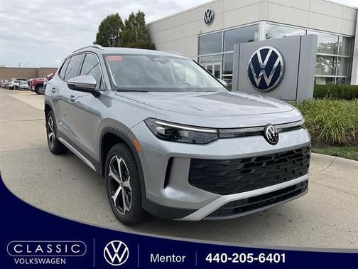 2025 Volkswagen Tiguan 2.0T SE 4MOTION